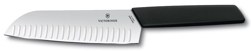 Нож Victorinox сантоку, лезвие 17 см рифленое, черный