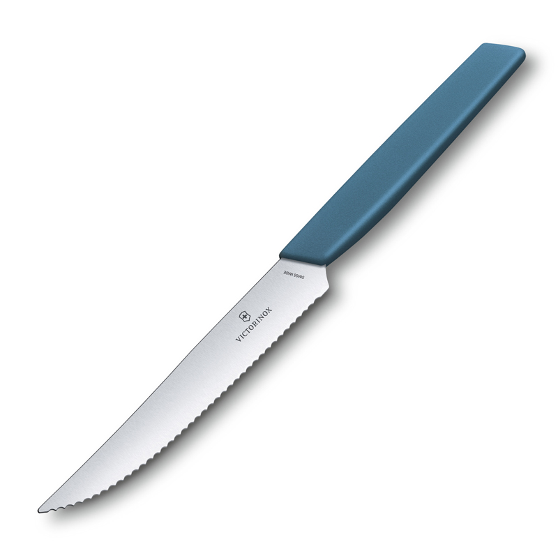 Нож для стейка и пиццы VICTORINOX Swiss Modern, 12 см, с волнистой кромкой, васильково-синий Нож для стейка и пиццы VICTORINOX Swiss Modern, 12 см, с волнистой кромкой, васильково-синий
